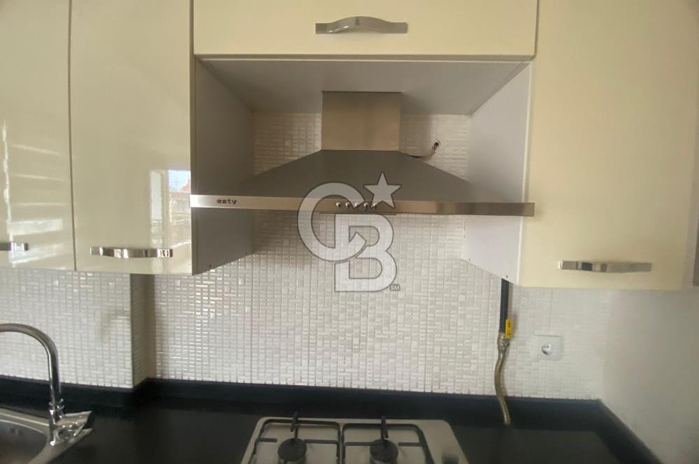 KARŞIYAKA YALI  DOĞALGAZLI MERKEZİ KONUMLU 2+1 KİRALIK DAİRE 