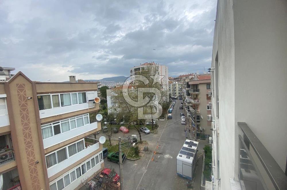 KARŞIYAKA YALI  DOĞALGAZLI MERKEZİ KONUMLU 2+1 KİRALIK DAİRE 