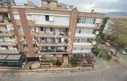 KARŞIYAKA YALI  DOĞALGAZLI MERKEZİ KONUMLU 2+1 KİRALIK DAİRE 