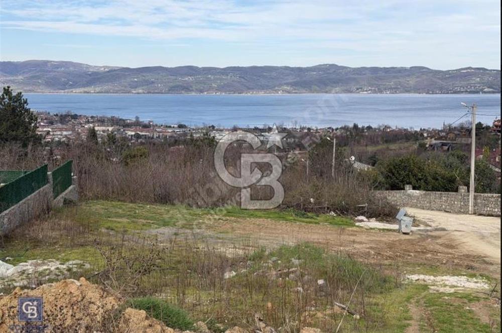 Sapanca'nın Zirvesinde, Müstakil Villa İçin Eşsiz Göl Manzaralı