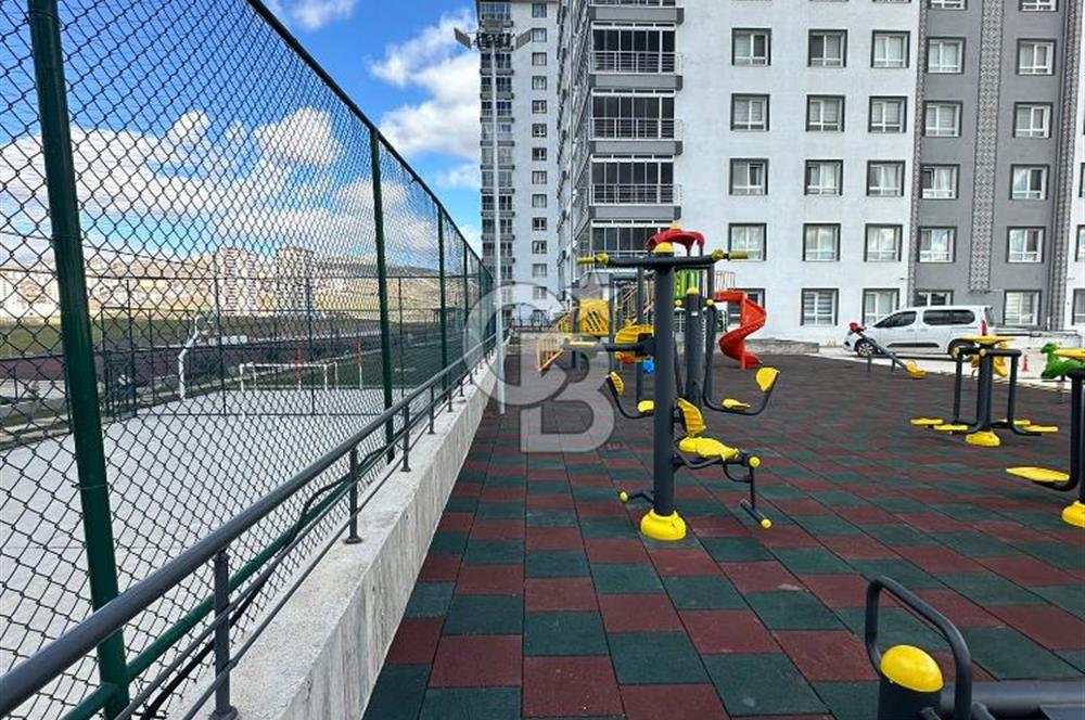 MEYDAN PARK'TA 4+1, DEPOLU, KİLERLİ, 163 M2 KİRALIK DAİRE