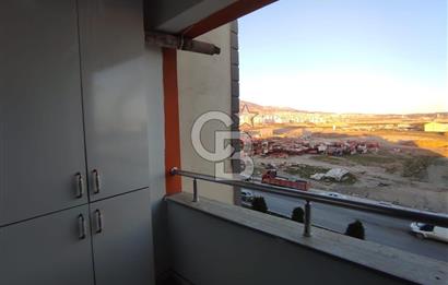 COLDWELL BANKERDEN KUYUMCUKENT ANACADDE ÜZERİ KİRALIK 2+1 DAİRE