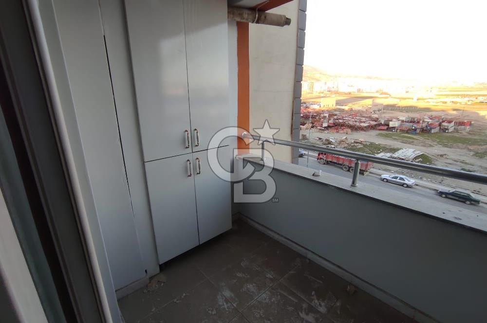 COLDWELL BANKERDEN KUYUMCUKENT ANACADDE ÜZERİ KİRALIK 2+1 DAİRE