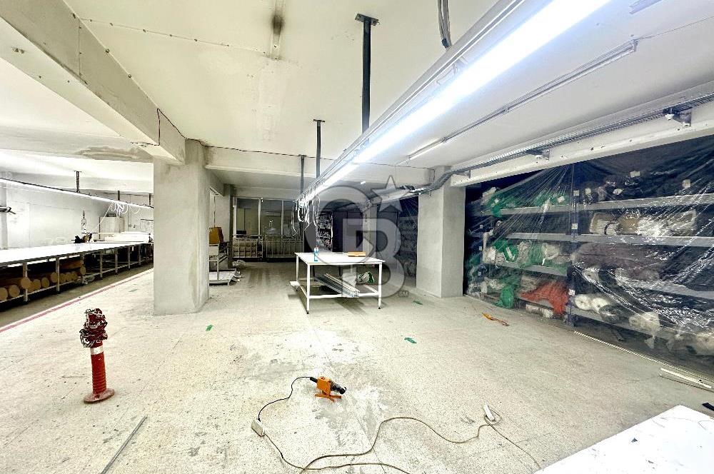 Seyhan E-5 Üzerinde Satılık 2400 m² Üretim Tesisi / Fabrika