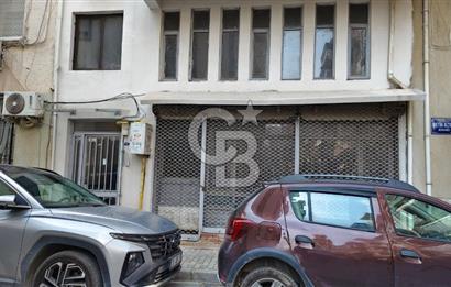 Karşıyaka, Alaybey, 2+1 Eşyalı Kiralık Daire