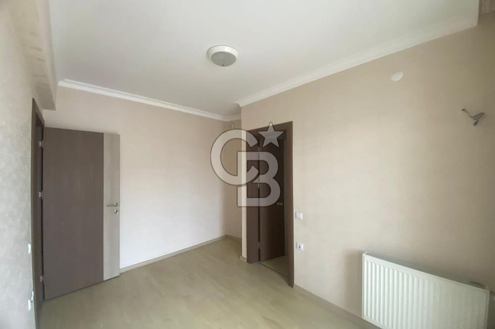 KARŞIYAKA YALI  DOĞALGAZLI MERKEZİ KONUMLU 2+1 KİRALIK DAİRE 