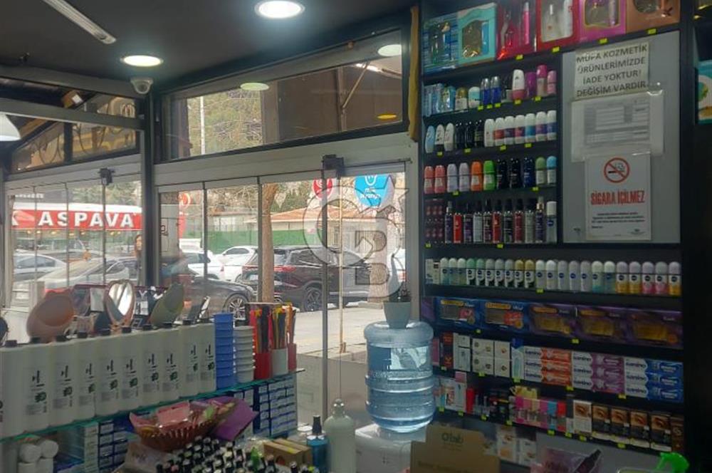 CADDE ÜSTÜ HAZIR KİRACILI YÜKSEK GETİRİLİ YATIRIMLIK DÜKKAN