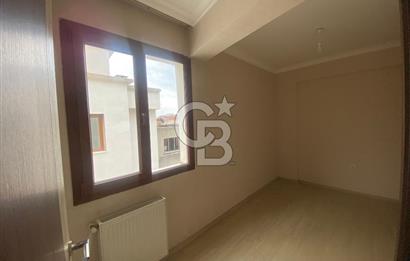 KARŞIYAKA YALI  DOĞALGAZLI MERKEZİ KONUMLU 2+1 KİRALIK DAİRE 