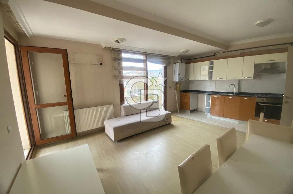 KARŞIYAKA YALI  DOĞALGAZLI MERKEZİ KONUMLU 2+1 KİRALIK DAİRE 