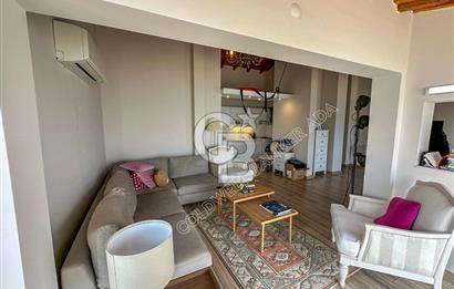 Kuşadası Kordon’da Panoramik Deniz Manzaralı Çatı Dubleks