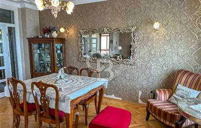 Kuşadası Kordon’da Panoramik Deniz Manzaralı Çatı Dubleks