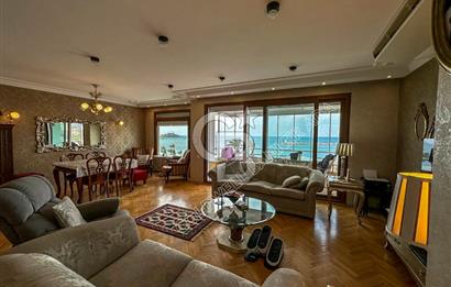 Kuşadası Kordon’da Panoramik Deniz Manzaralı Çatı Dubleks