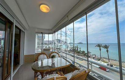 Kuşadası Kordon’da Panoramik Deniz Manzaralı Çatı Dubleks