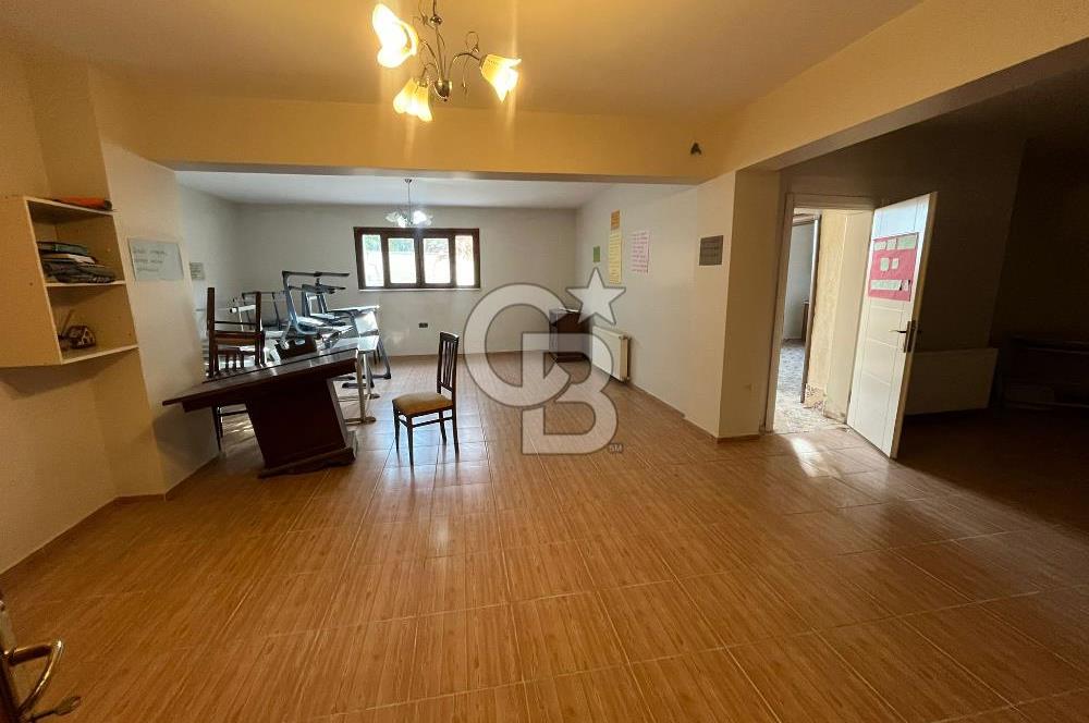 ARNAVUTKÖY TAŞOLUKTA SATILIK MÜSTAKİL VİLLA