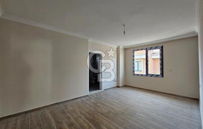 Altınova Ana Cadde Üzeri Satılık 3+1 Ebeveyn Banyolu Daire