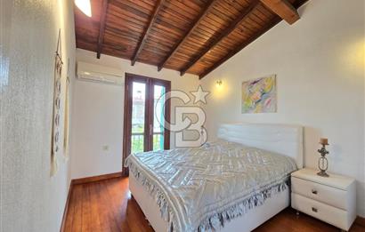 Küçükköyde Merkezde Konut Kullanımlı 3+1 Taş Ev