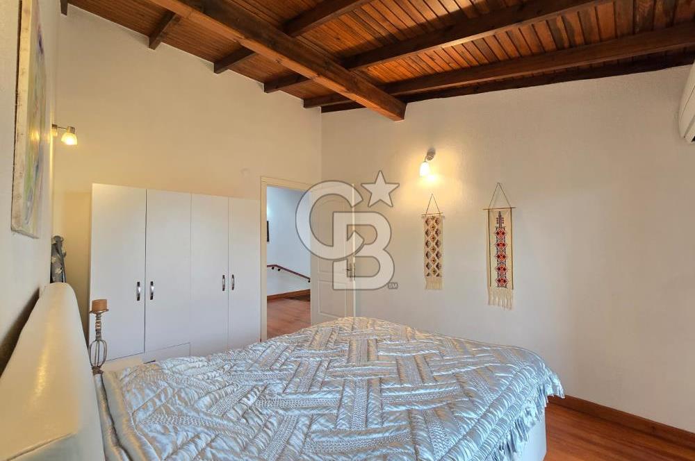 Küçükköyde Merkezde Konut Kullanımlı 3+1 Taş Ev