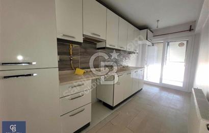 ÜÇKUYULAR MAHALLESİNDE 3+1 BAKIMLI DOĞALGAZLI SATILIK DAİRE