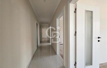 Altınova Ana Cadde Üzeri Satılık 3+1 Ebeveyn Banyolu Daire