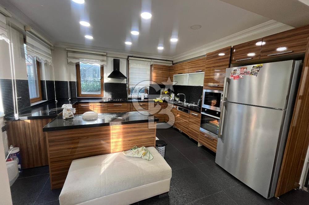 ARNAVUTKÖY TAŞOLUKTA SATILIK MÜSTAKİL VİLLA