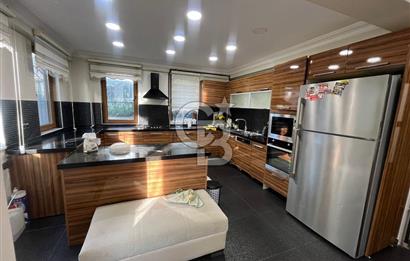 ARNAVUTKÖY TAŞOLUKTA SATILIK MÜSTAKİL VİLLA