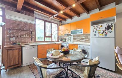 Küçükköyde Merkezde Konut Kullanımlı 3+1 Taş Ev