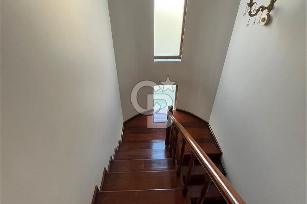 ARNAVUTKÖY TAŞOLUKTA SATILIK MÜSTAKİL VİLLA