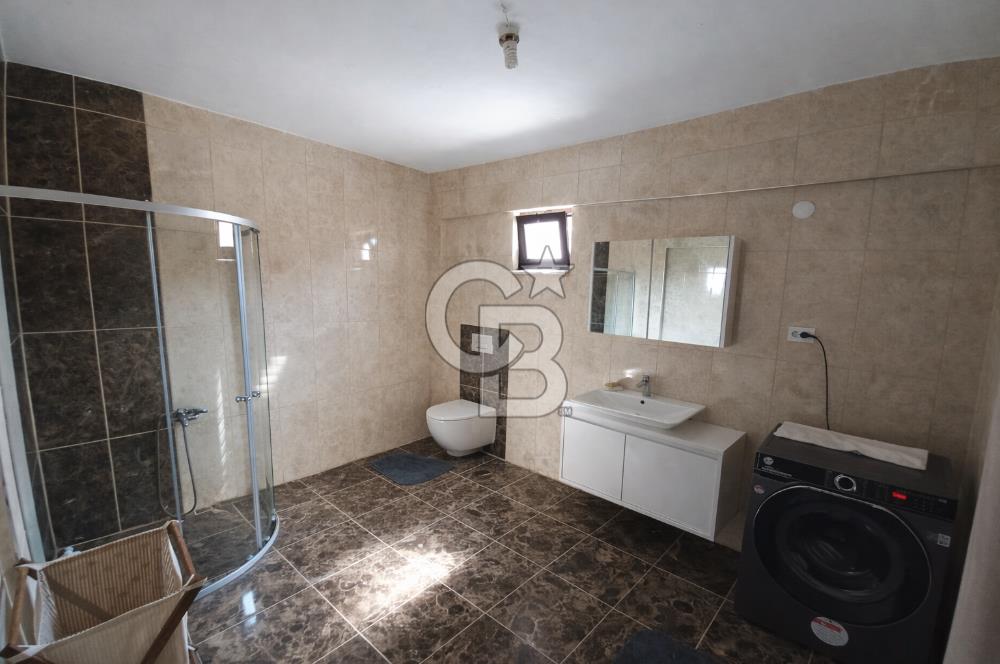 BAŞİSKELE YENİKÖY MERKEZ MAH. SİTE İÇİNDE SATILIK 3+1 VİLLA