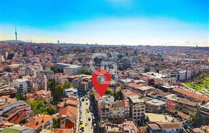 ÜSKÜDAR SELMANİ PAK CADDESİNE CEPHELİ KOMPLE SATILIK BİNA