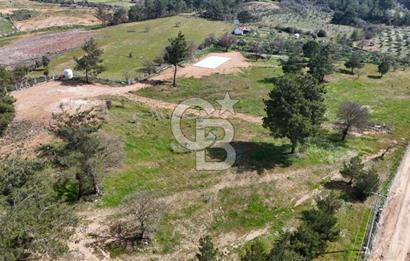 Torbalı Çamlıca’da Ruhsatlı, Havuzlu Müstakil Villa | Geniş Bahçeli