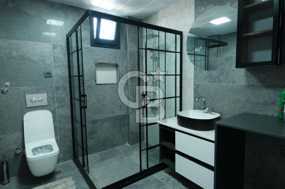 Torbalı Çamlıca’da Ruhsatlı, Havuzlu Müstakil Villa | Geniş Bahçeli