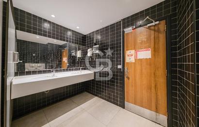 ÜSKÜDAR SELMANİ PAK CADDESİNE CEPHELİ KOMPLE SATILIK BİNA