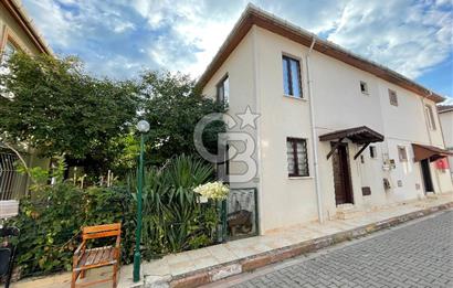 BAŞİSKELE YENİKÖY MERKEZ MAH. SİTE İÇİNDE SATILIK 3+1 VİLLA