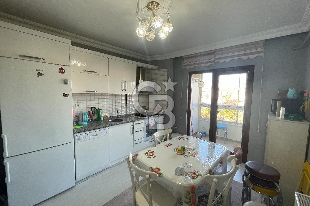 YEŞİLYURT'TA MERKEZİ KONUMDA SATILIK 2+1 GENİŞ ÇATI DUBLEKS