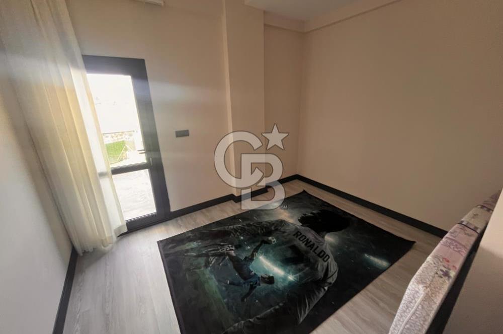 Torbalı Çamlıca’da Ruhsatlı, Havuzlu Müstakil Villa | Geniş Bahçeli