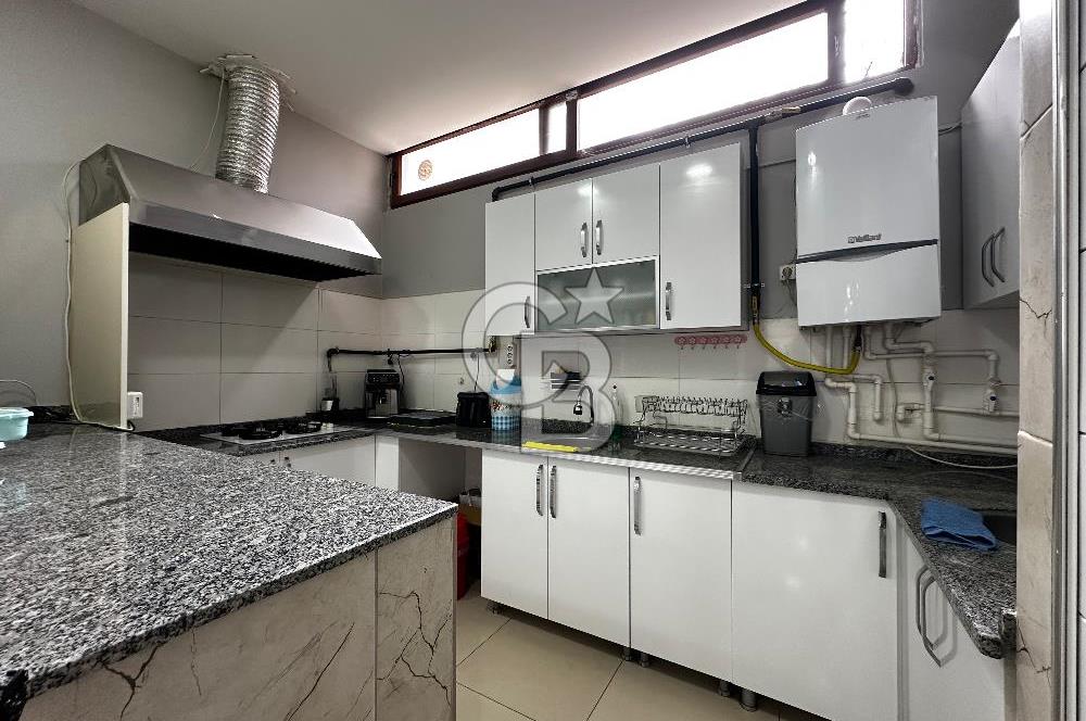 BUCA LALELİ MAHALLESI’NDE MERKEZİ LOKASYONDA YATIRIMLIK 150M2 SATILIK İŞYERİ