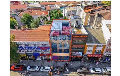 ÜSKÜDAR SELMANİ PAK CADDESİNE CEPHELİ KOMPLE SATILIK BİNA