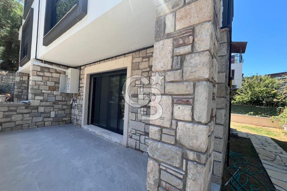 Urla Kalabak da Satılık 4+1 Satılık Villa