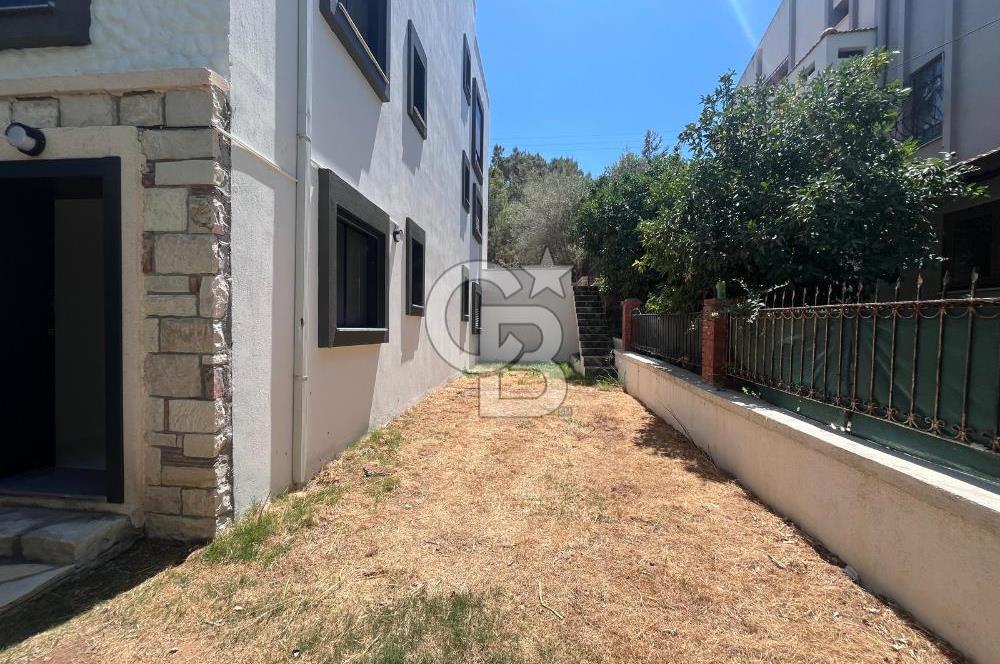 Urla Kalabak da Satılık 4+1 Satılık Villa