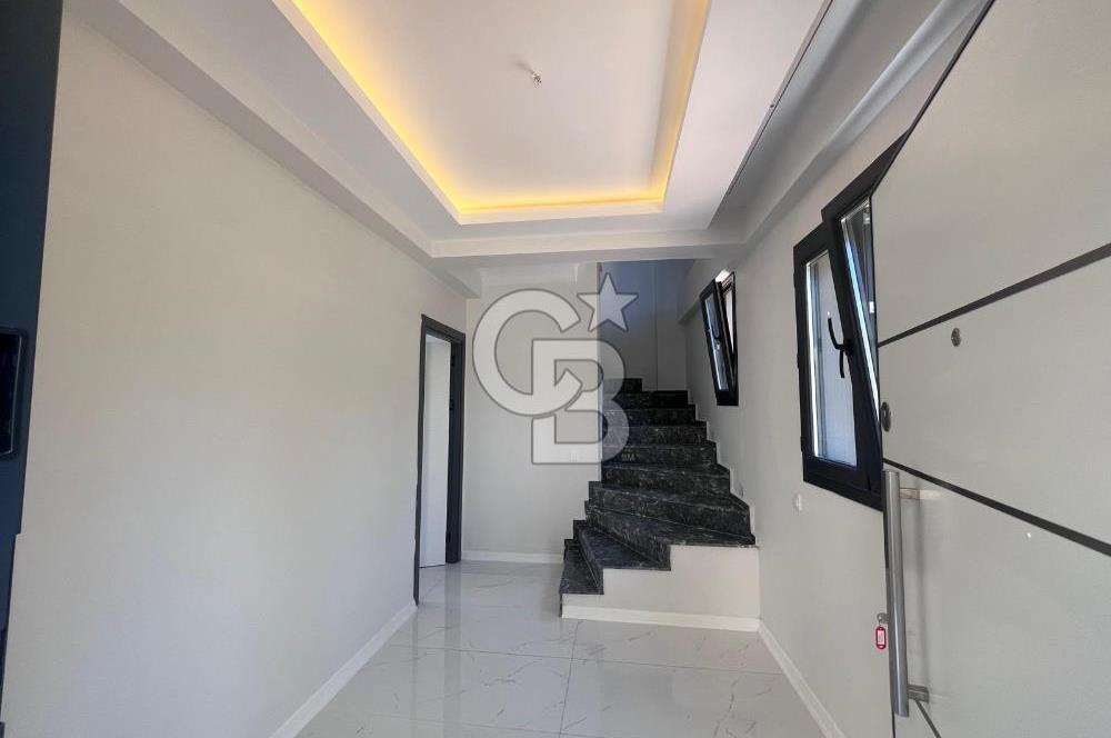 Urla Kalabak da Satılık 4+1 Satılık Villa