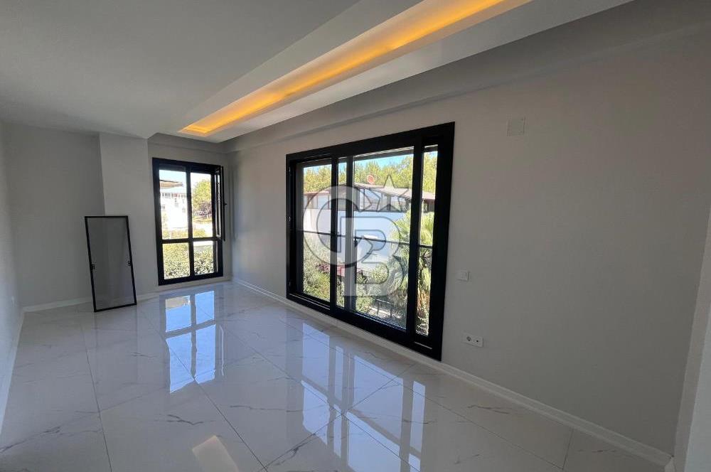 Urla Kalabak da Satılık 4+1 Satılık Villa