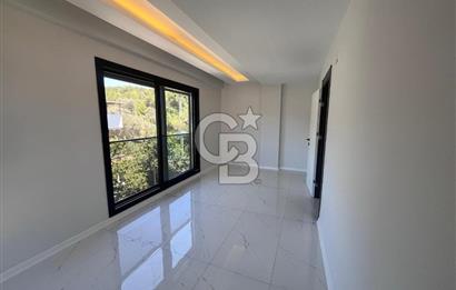 Urla Kalabak da Satılık 4+1 Satılık Villa