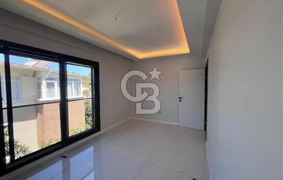 Urla Kalabak da Satılık 4+1 Satılık Villa