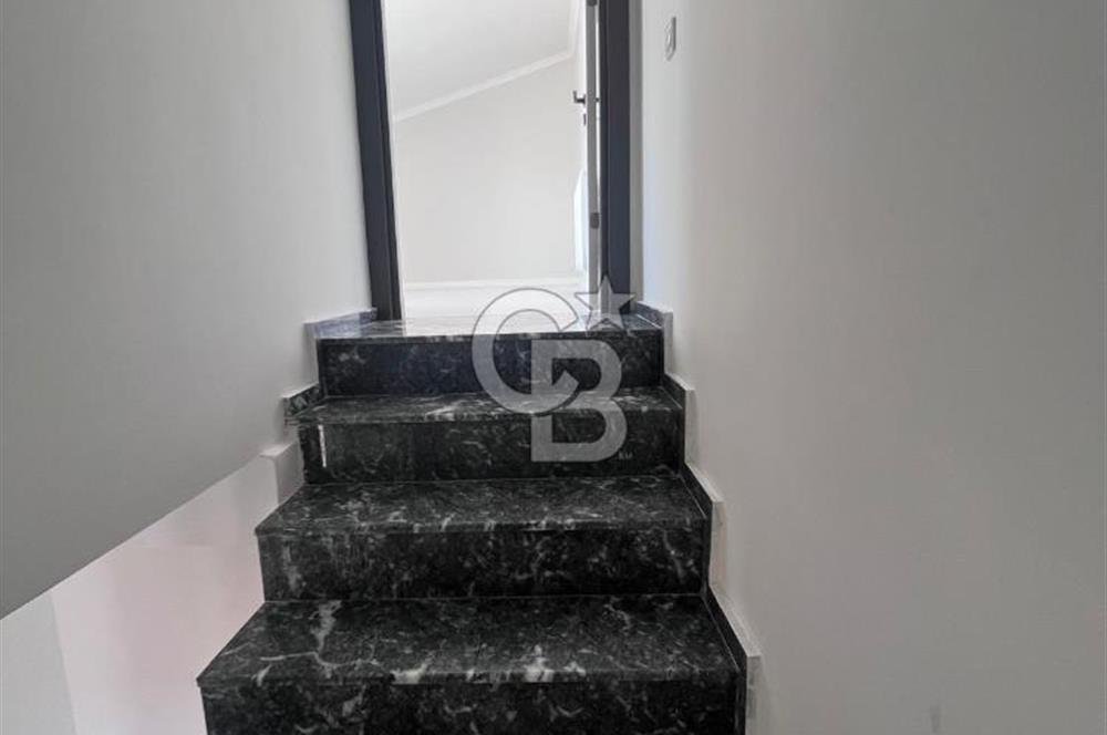 Urla Kalabak da Satılık 4+1 Satılık Villa