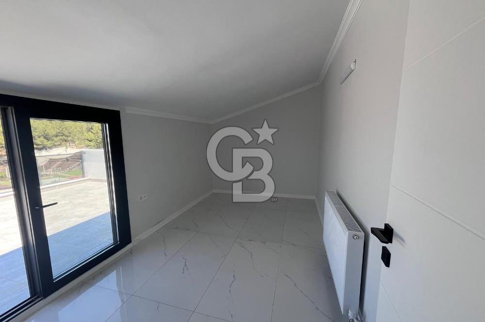 Urla Kalabak da Satılık 4+1 Satılık Villa