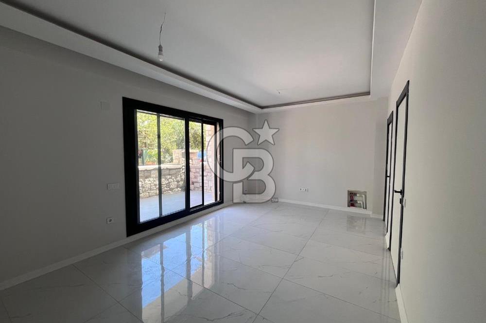 Urla Kalabak da Satılık 4+1 Satılık Villa