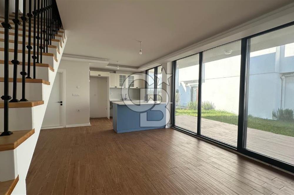 Gömeç Keremköy'de Havuzlu Site İçerisinde 3+1 Satılık Villa