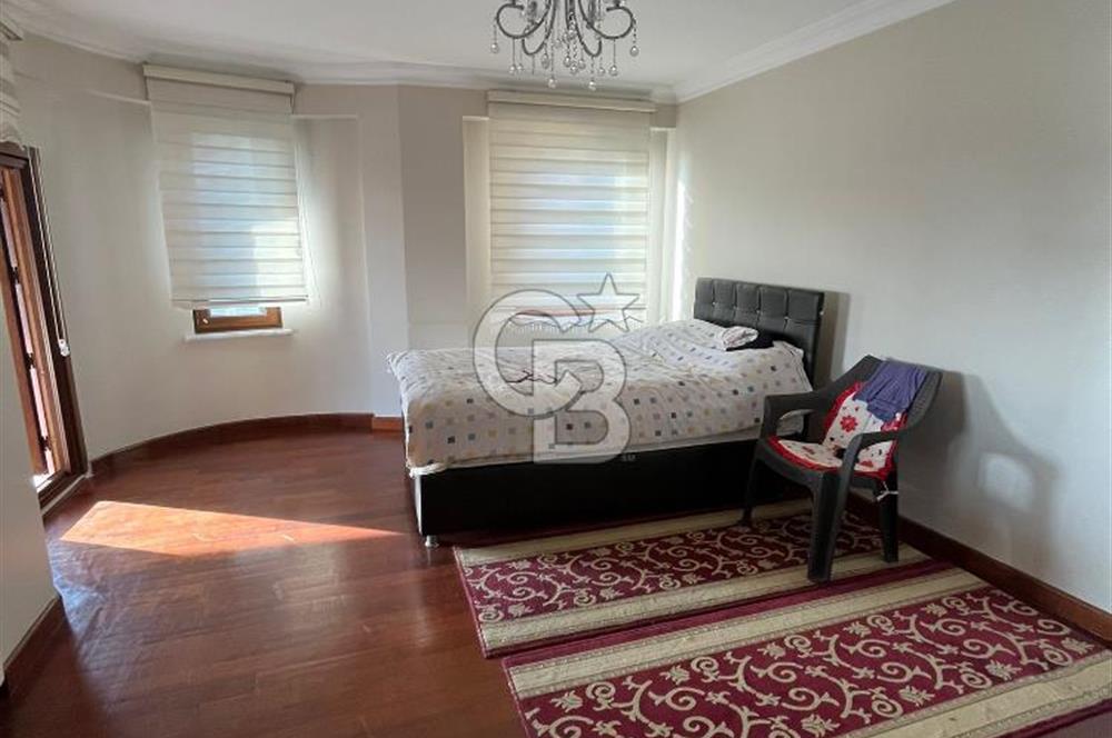 ARNAVUTKÖY TAŞOLUKTA SATILIK MÜSTAKİL VİLLA