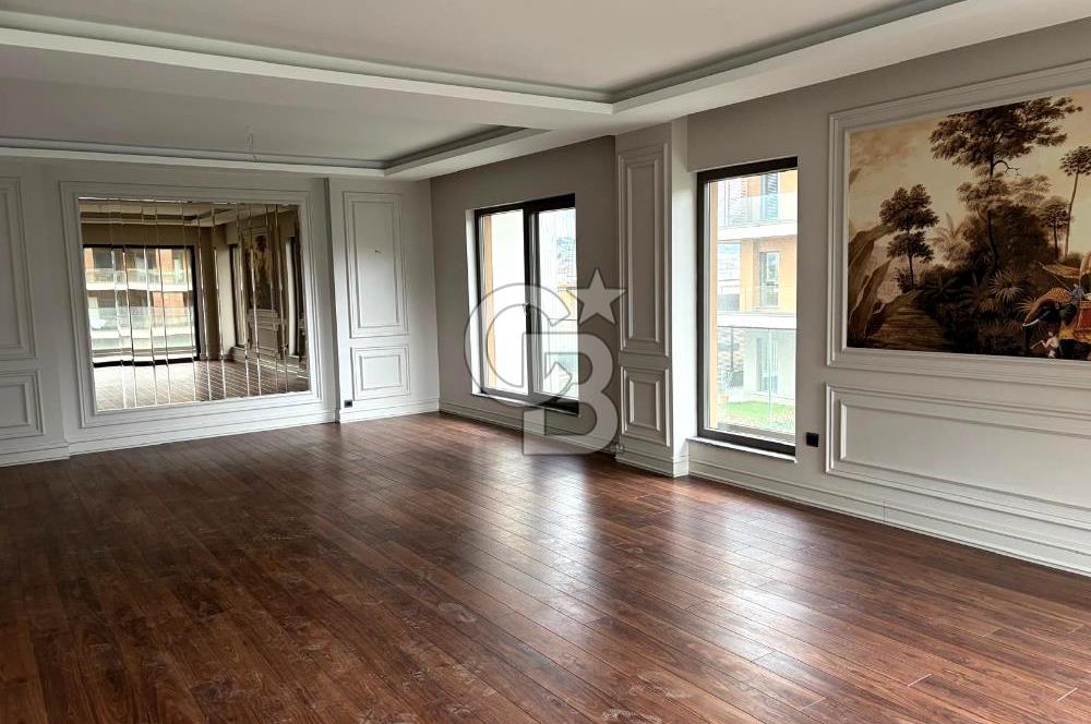 CB BLACK'TEN BALAT PANULA SİTESİNDE 4+1 KİRALIK DAİRE