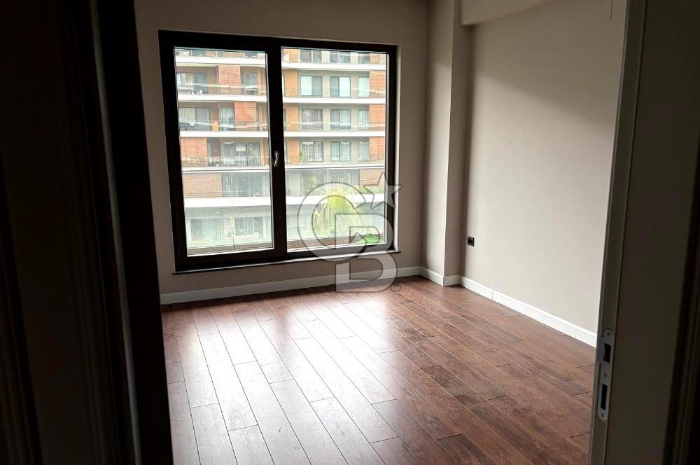 CB BLACK'TEN BALAT PANULA SİTESİNDE 4+1 KİRALIK DAİRE